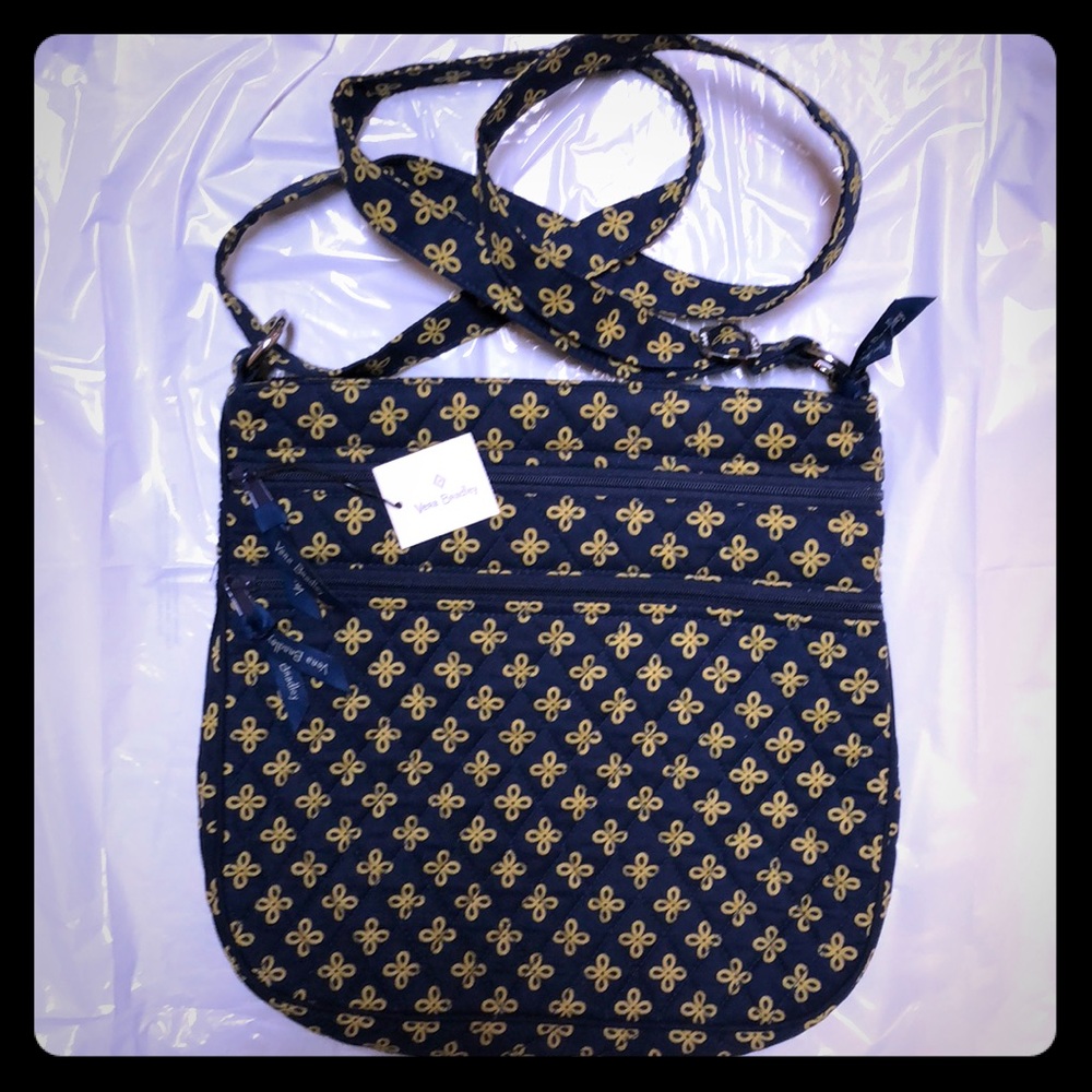 NWT Vera Bradley Triple Zip Hipster